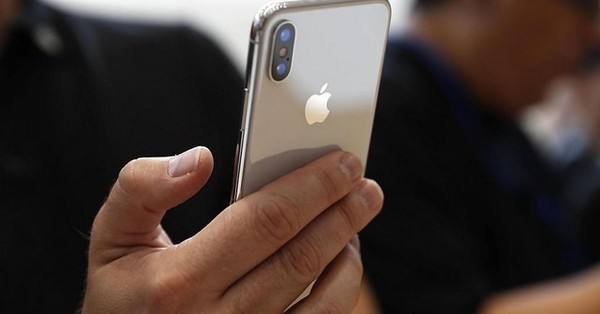 iPhone X销量不济？库克：iPhone X的表现已超出预期