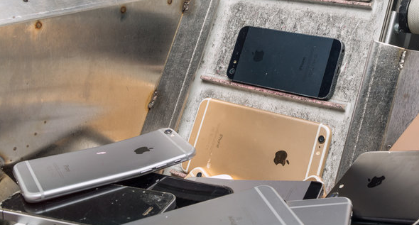 一小时拆解200部iPhone手机 苹果公司推出新型拆解机器人