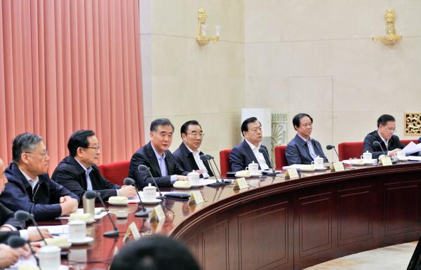 聚焦“人工智能的发展与对策”座谈会，委员建言设立一级学科
