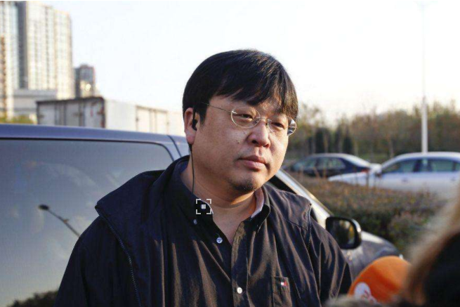 我采访了20个95后，发现没有一个人觉得罗永浩的产品牛逼