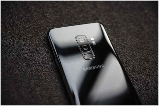 都拥有凝时拍摄功能，三星Galaxy S9、华为P20究竟如何选？