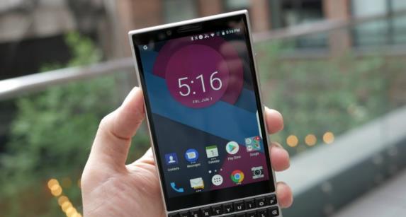 黑莓手机发布新品KEY2，情怀丰满现实却很骨感