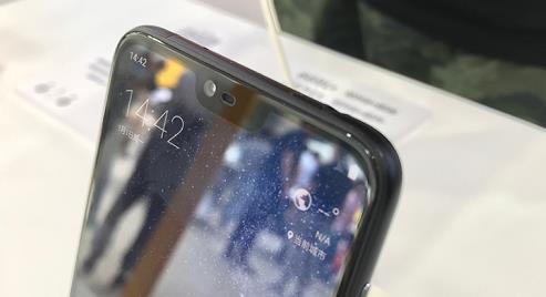高性价比中端机：6G+64G全面屏+18W快充，昔日王者品牌！