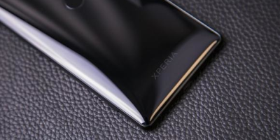 索尼Xperia XZ3渲染图曝光，曲面全面屏+后置指纹
