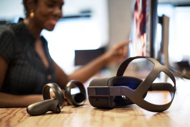 Oculus或于年底发布高端一体机Santa Cruz，猜测售价299美元