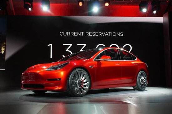 特斯拉和买家之间隔着4S店？Model 3量产却无法交付