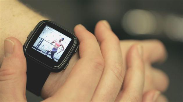 智能手表业务立大功！Fitbit三季度营收小幅增长