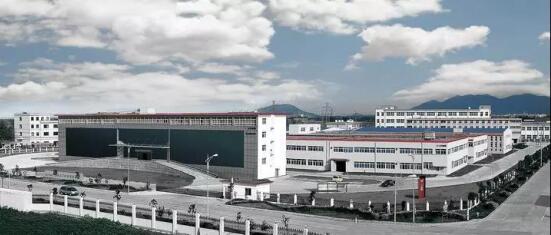 致敬浙商榜样 | 一个插座品牌值182.5亿元 看宁波品牌榜首如何“打怪升级”