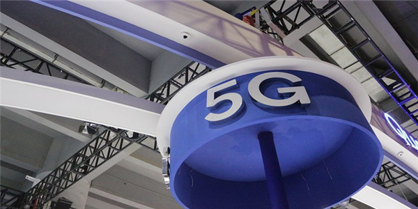 驱动中国晚报丨首批5G手机价格超八千 ofo遭9家公司起诉