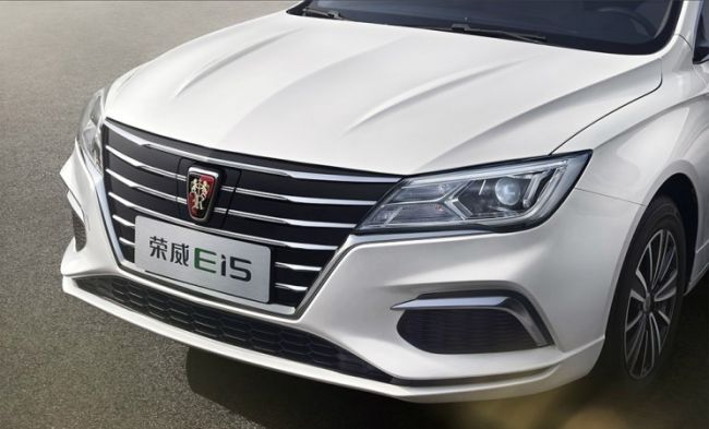 744x0_1_autohomecar__ChsEfVwsVmqAK9SbAAbtc-y0Jmg796