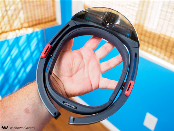 MWC 2019丨微软HoloLens 2正式发布，售价3500美元