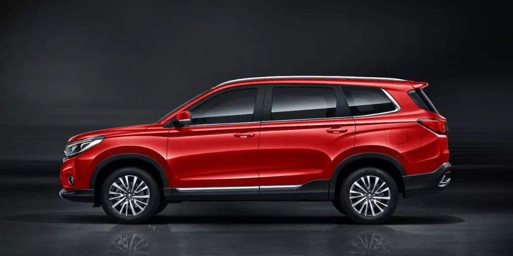 华晨与雷诺合作的首款中型SUV，观景四月份正式上市
