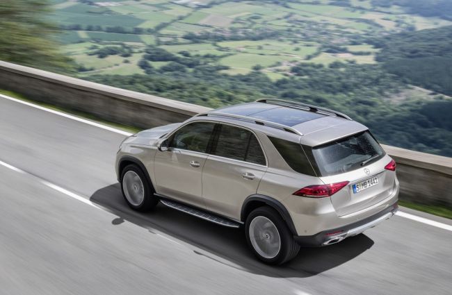 1024x0_1_q87_autohomecar__ChsEm1uYbi2AJwHcAAepoQIXxbs990