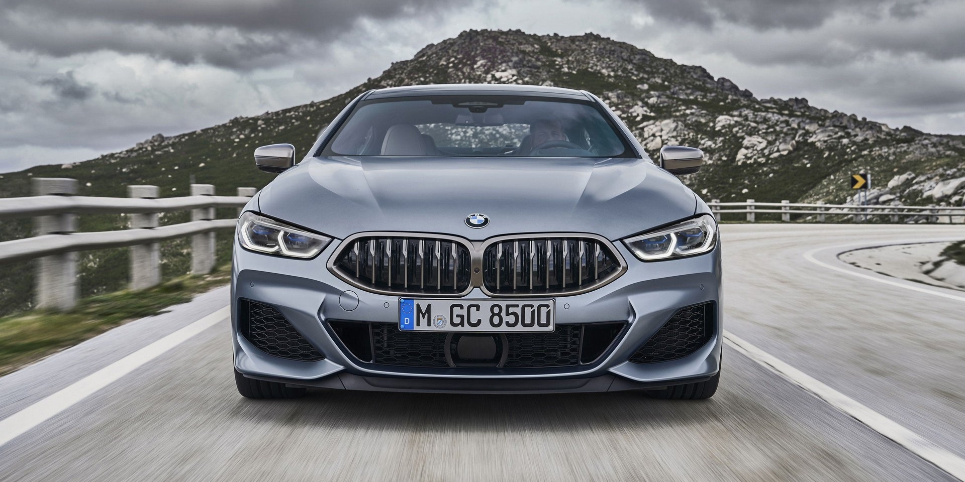 全新宝马8系Gran Coupe预售 对决Panamera和AMG GT四门版