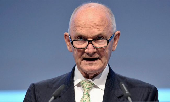 6370249652275484606785637