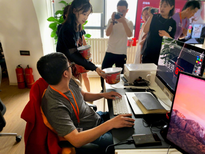 小米电视新品疑似泄露，或支持8K