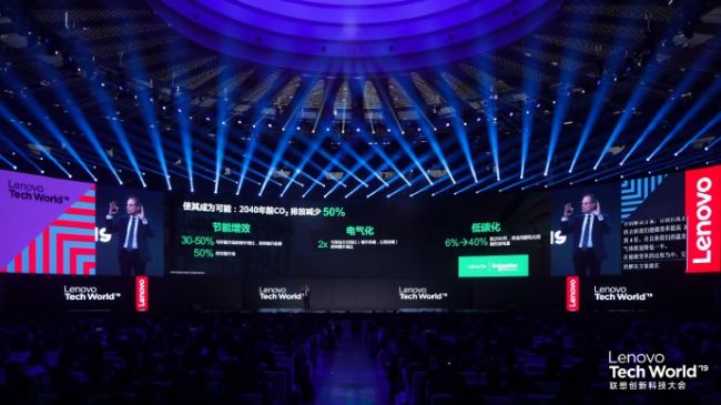 82252911ly1g8xeaabcb1j23341qi1kx