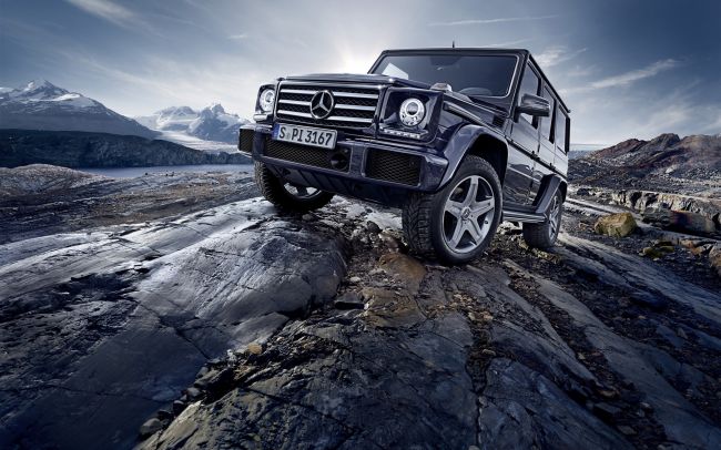 2015-Mercedes-Benz-G500-W463-SUV-car_1920x1200