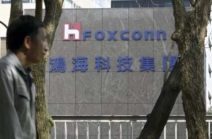 驱动中国晚报：DxO公布荣耀V30 Pro分数122 富士康要研发电动汽车