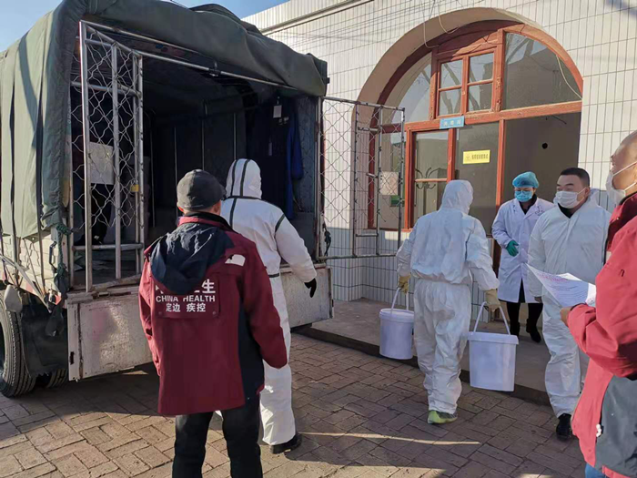 战疫情做表率 西安市定边商会会长魏云章带头筹捐筑大爱