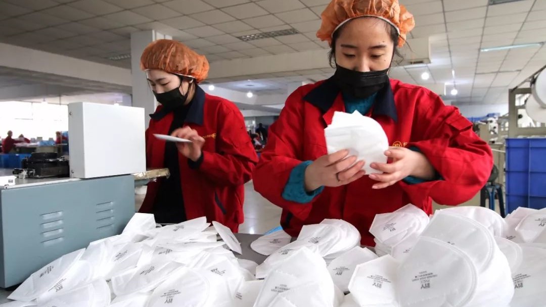 复工潮或加剧口罩供应紧缺，到底有多少企业在跨界生产口罩?