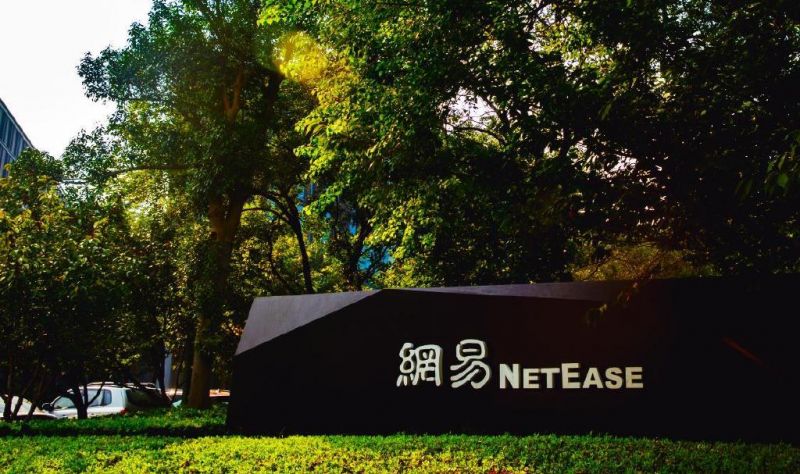 75b16939ly1gcap9o0pr8j20vb0ik43g