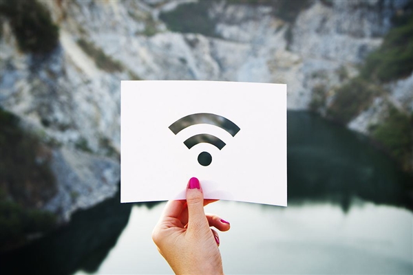 华为官方科普Wi-Fi 6+:峰值速率翻番至2.4Gbps