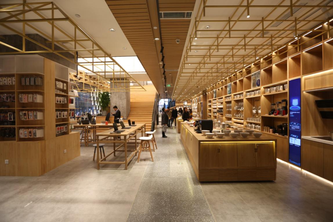 4月30日新街口苏宁极物开业，打造国际美妆“集大成店”！