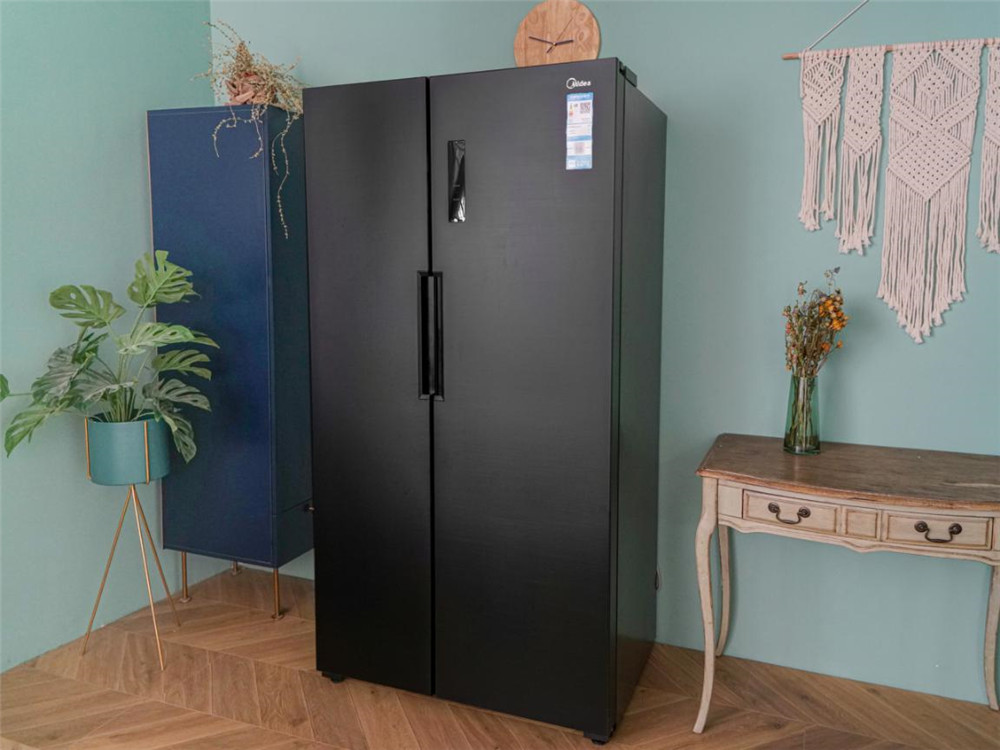 美的545升冰箱评测：能保鲜还能净味除菌