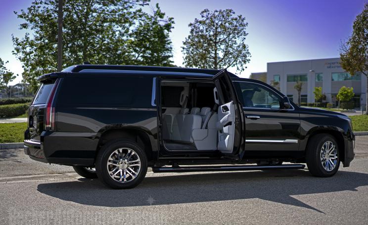 744x0_1_autohomecar__ChsEm18z9_eAdXhpACW-TkdTowI121