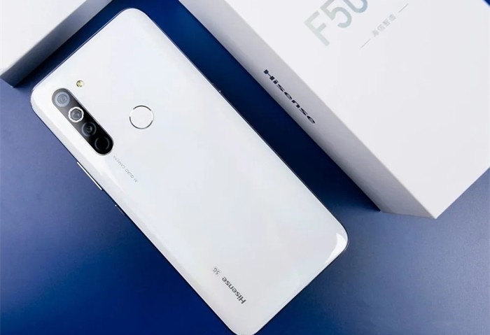 续航怪兽加持5G光环 开学换新机首选海信手机F50