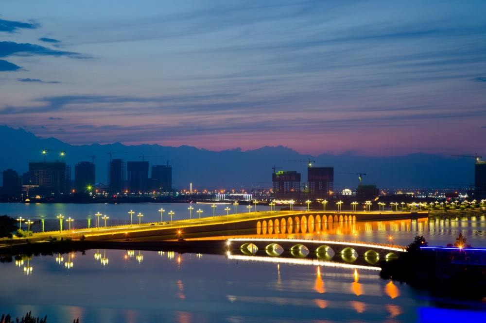 宁夏银川市发放首批7张自动驾驶路测牌照