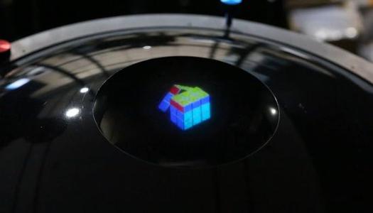 裸眼3D全球首个交互式全息视频显示器问世
