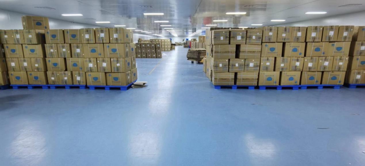 电商口罩稳定供应  过年礼盒装走俏