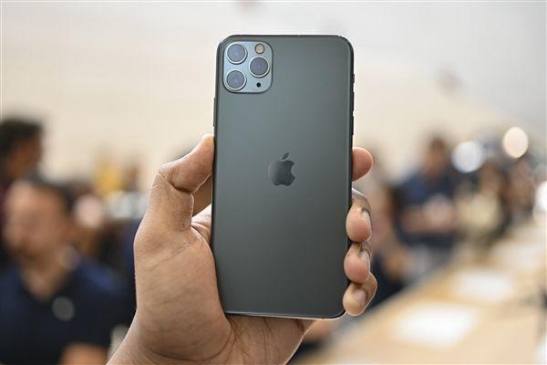 苹果Q1创纪录收入1114亿美元：iPhone12功不可没