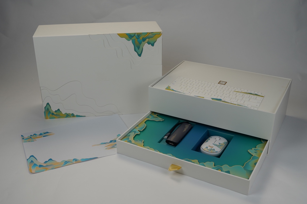 苏宁易购年货节独家上线“买Apple产品，得国家宝藏礼盒”
