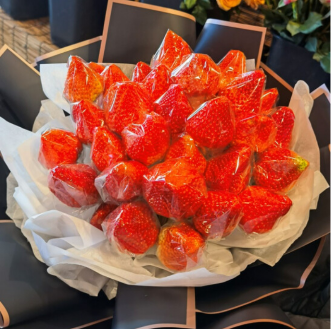 奶油草莓