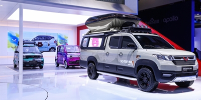 2021上海车展|五菱展台敞篷EV、新征途、五菱星辰等新车亮相