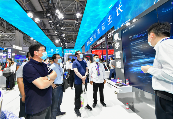 中国联通亮相第四届数字中国建设峰会  聚焦5G助力行业数字化转型1435.png