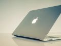 M1 MacBook再陷“裂屏门”：屏幕突然裂缝，维修需自费