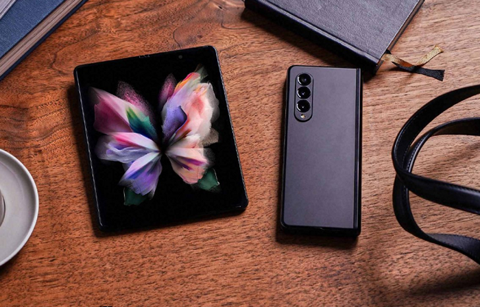 三星发布折叠屏Galaxy Z Fold3 5G：国行尝鲜价15999元起