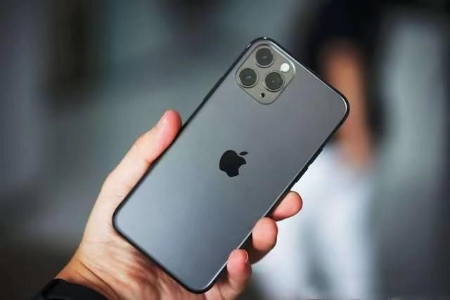 慎更！iOS 14.7.1更新翻车：iPhone 11等机型陷入无信号