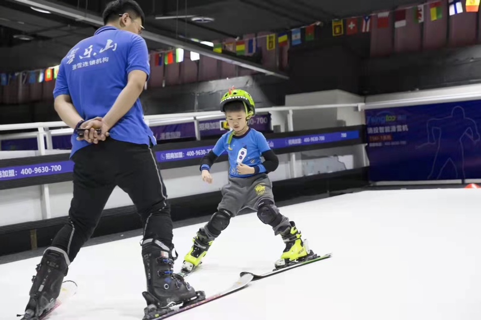让南方人领略滑雪魅力 京东运动携手雪乐山帮更多家庭实现滑雪自由