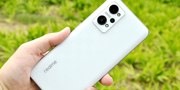 重新定义的“真·千元机皇” realme真我Q5 Pro首发评测