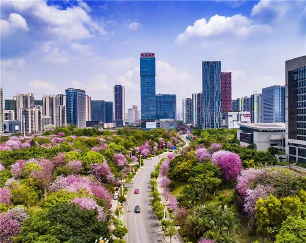 柳州被记住的不该只有螺蛳粉，重工业同样令人骄傲！