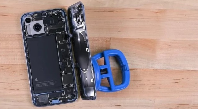 iPhone 14全系提供同机维修服务，无需更换新机