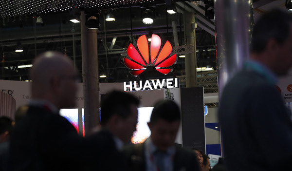 华为暂缓2023届校招？内部人士回应：HR 说是假消息