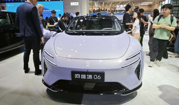 新能源轿跑新标杆！阿维塔06双动力上市 价格直降1.8万
