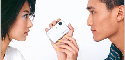 树立卡片DC新形象 尼康COOLPIX S60评测