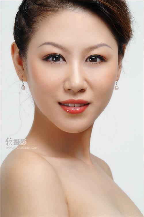Photoshop柔软教程:MM人像的5种流行色调(1)